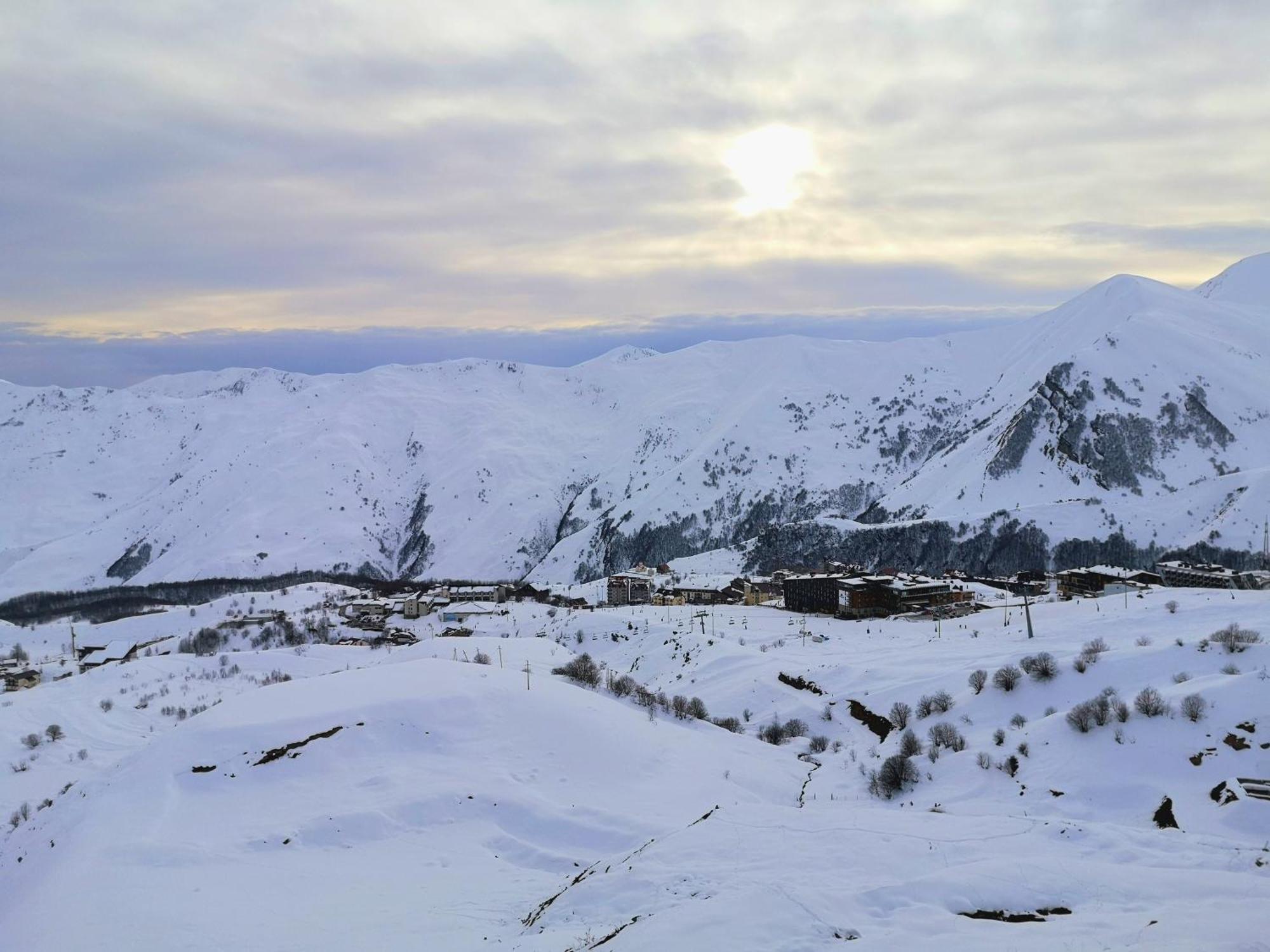 Gudauri Travel Chalets In New Гудаури Экстерьер фото